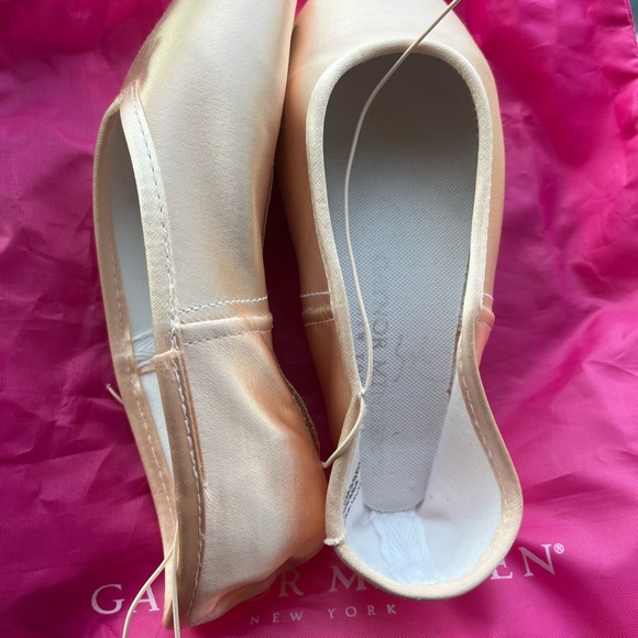 Gaynor Minden Shoes Usa Made Gaynor Minden Pointe Shoes Size 75